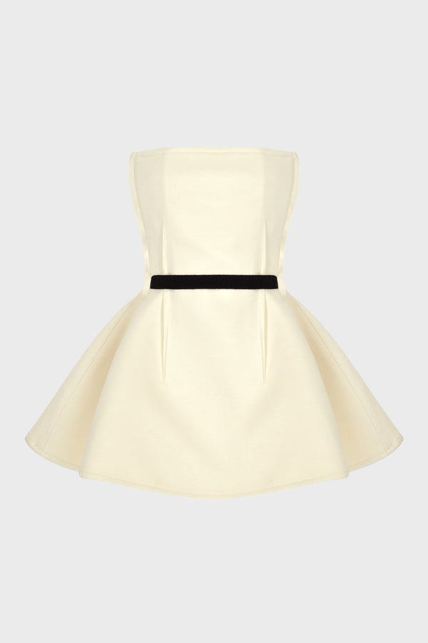 TAILORED SCULPTED TOP IN SILKY-WOOL