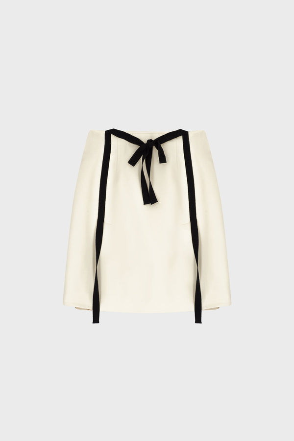 TAILORED MINI SKIRT IN SILKY-WOOL