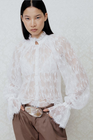 TRIANGLE BRALETTE IN LACE